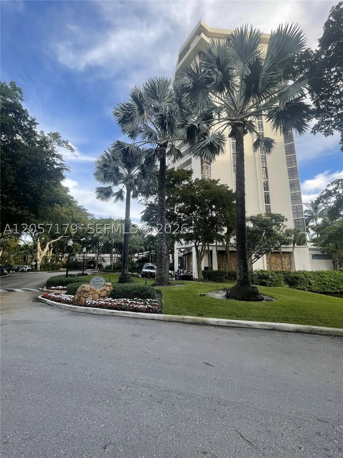 1000 Quayside Ter #1807, Miami, FL 33138 - #1