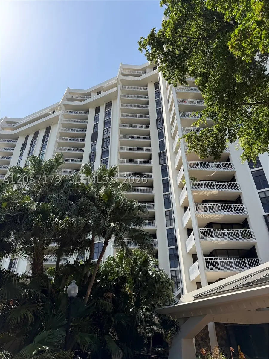 1000 Quayside Ter #1807, Miami, FL 33138 - #2