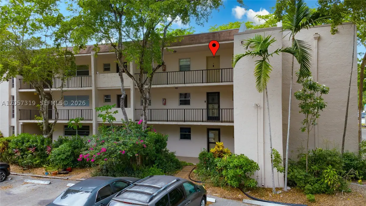 469 N Pine Island Rd #B308, Plantation, FL 33324 - #1