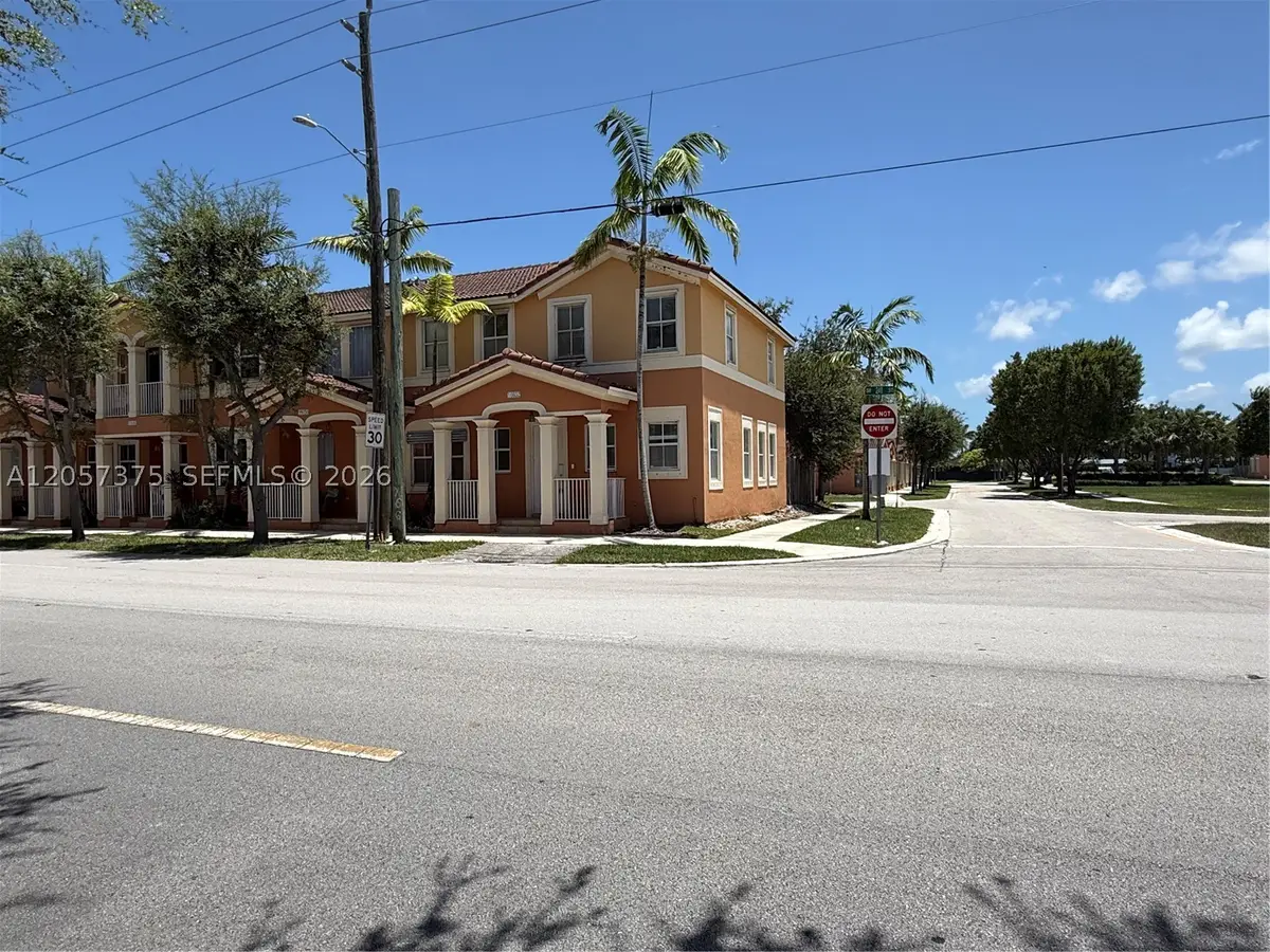 10852 SW 240th St, Homestead, FL 33032 - #1