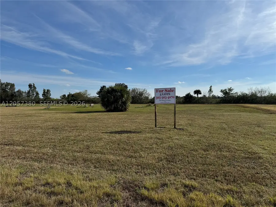 987 Watson Way, Moore Haven, FL 33471 - #3