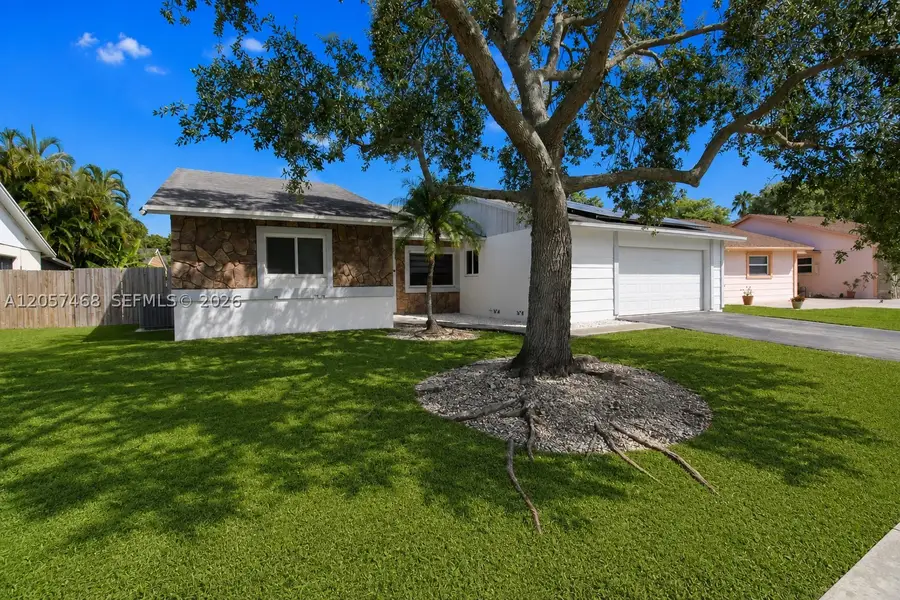 1661 N Goldeneye Ln, Homestead, FL 33035 - #2