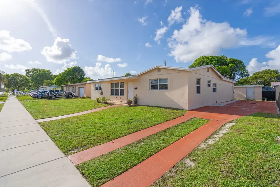 1420 NW 195th St, Miami Gardens, FL 33169 - #2