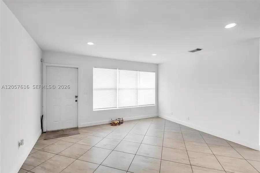 1420 NW 195th St, Miami Gardens, FL 33169 - #3