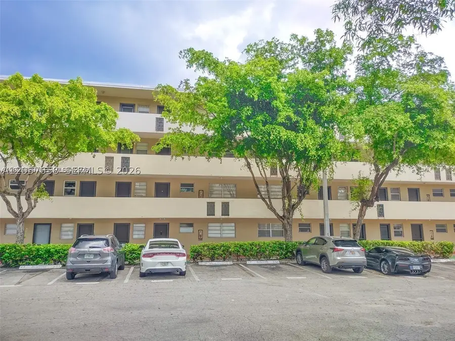 1710 NE 191st St #103-3, Miami, FL 33179 - #2