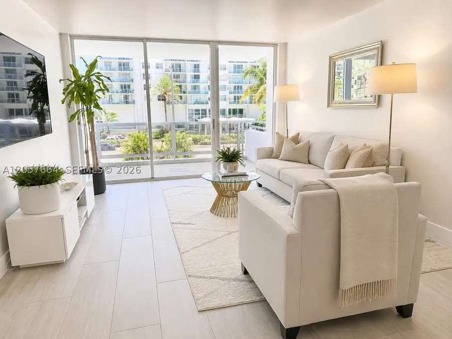5700 Collins Ave #3C, Miami Beach, FL 33140 - #2