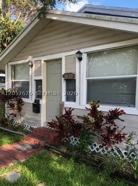 3820 Oak Ave, Miami, FL 33133 - #1
