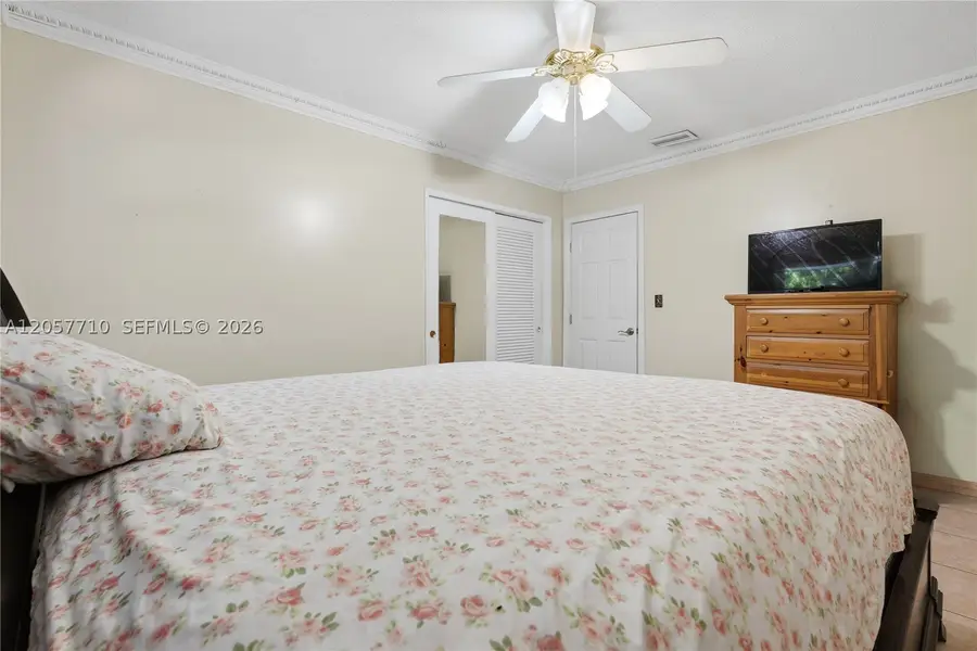 5001 Madison St, Hollywood, FL 33021 - #3