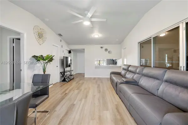 5550 S Lakewood Cir S #b, Margate, FL 33063