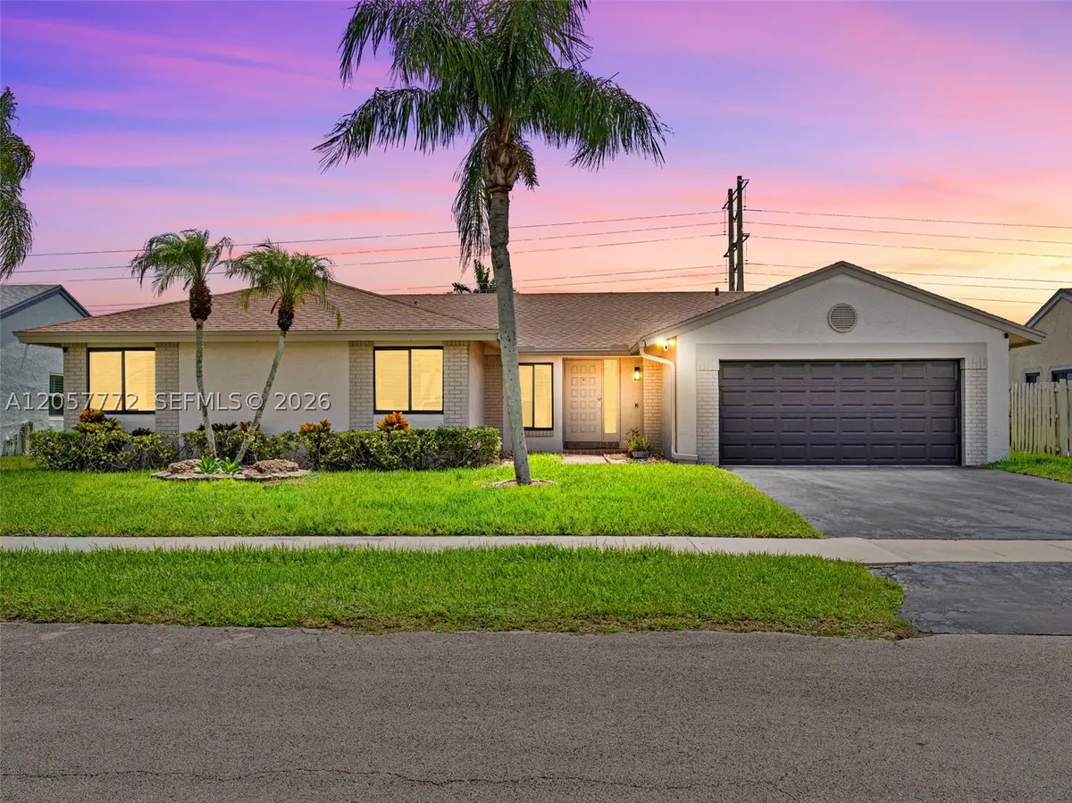 600 Fairfax Ave, Davie, FL 33325 - #1