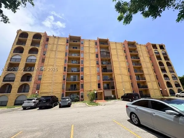 4717 NW 7th St #306-10, Miami, FL 33126