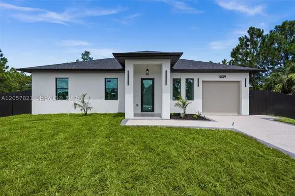 1039 Bassinger Ave S, Lehigh Acres, FL 33974