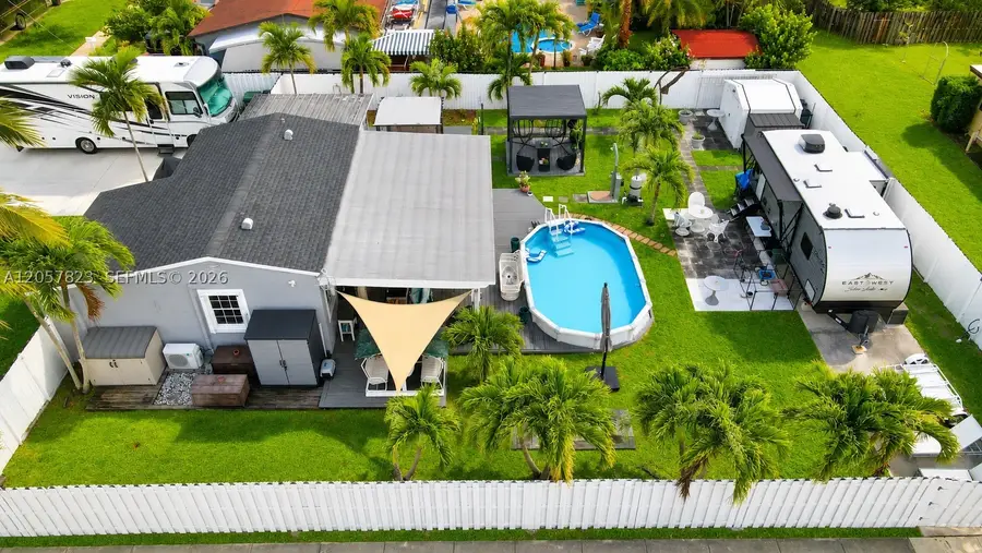 117 SW 6th St, Hallandale Beach, FL 33009 - #3