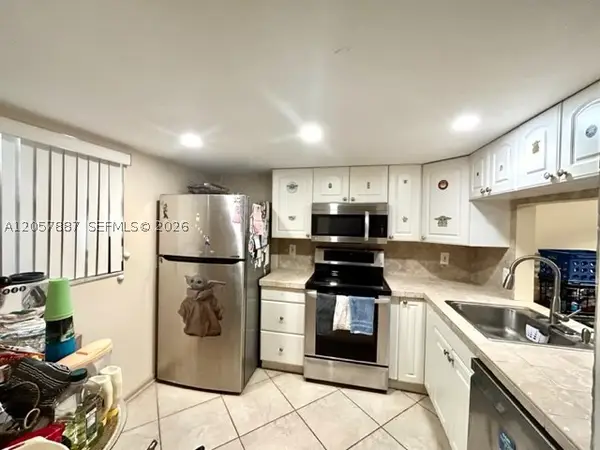 3905 N Nob Hill Rd #312, Sunrise, FL 33351