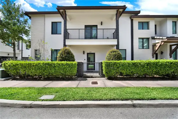 4971 NW 84th Ave, Doral, FL 33166