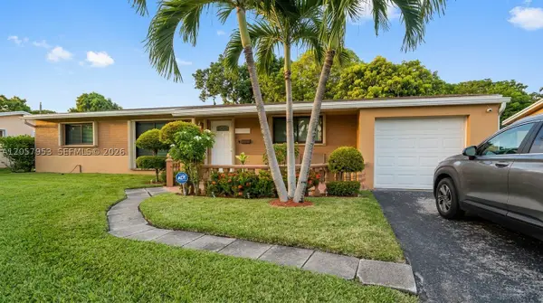 2200 Alcazar Dr, Miramar, FL 33023