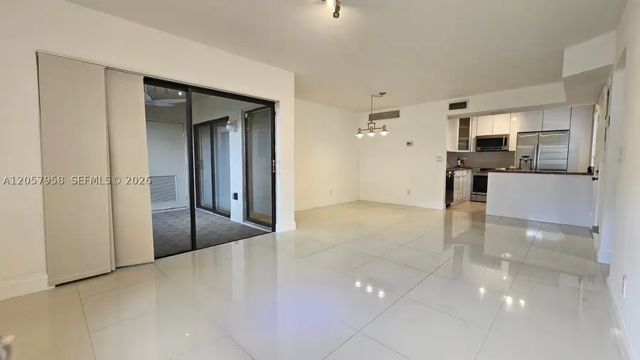9850 NW 3rd Ct #2, Plantation, FL 33324 - #3