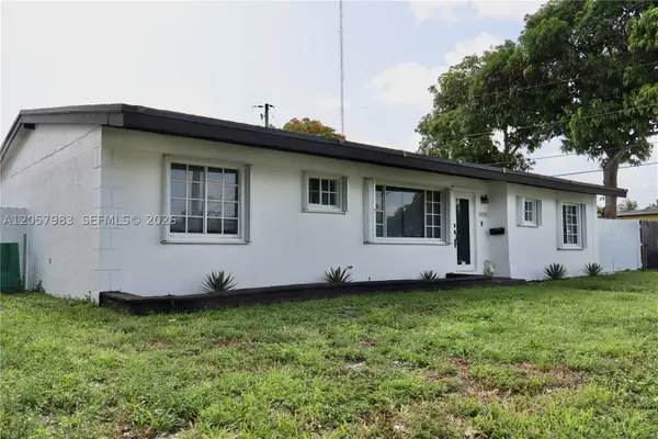 19730 NW 3rd Ct, Miami Gardens, FL 33169