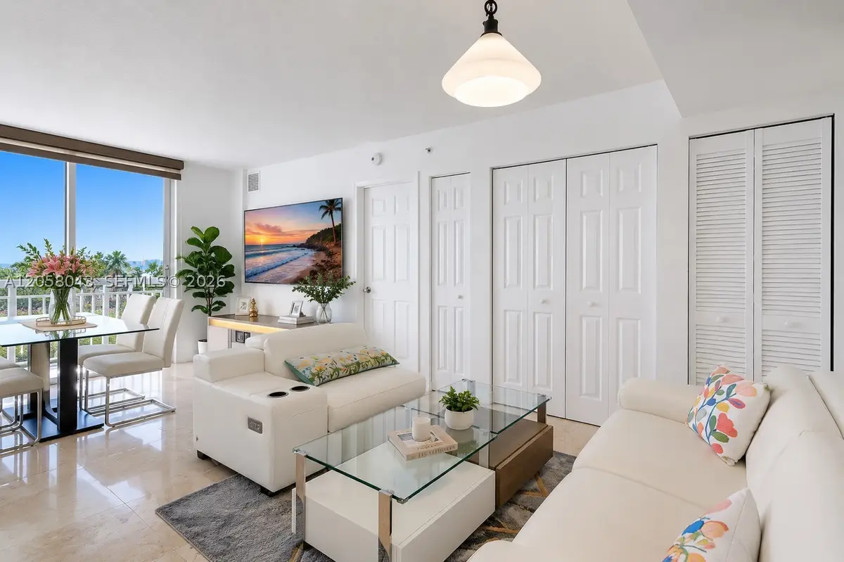 816 NW 11th St #607, Miami, FL 33136 - #1