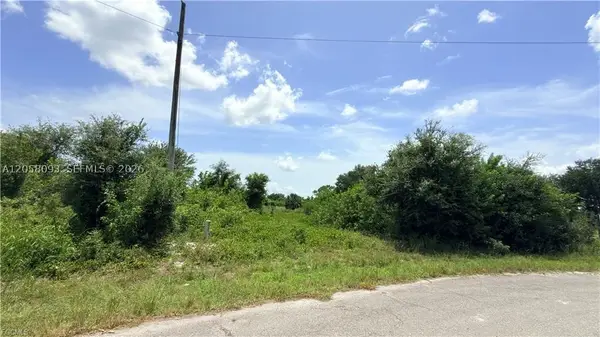 608 Chemstrand St E, Other, FL 33974