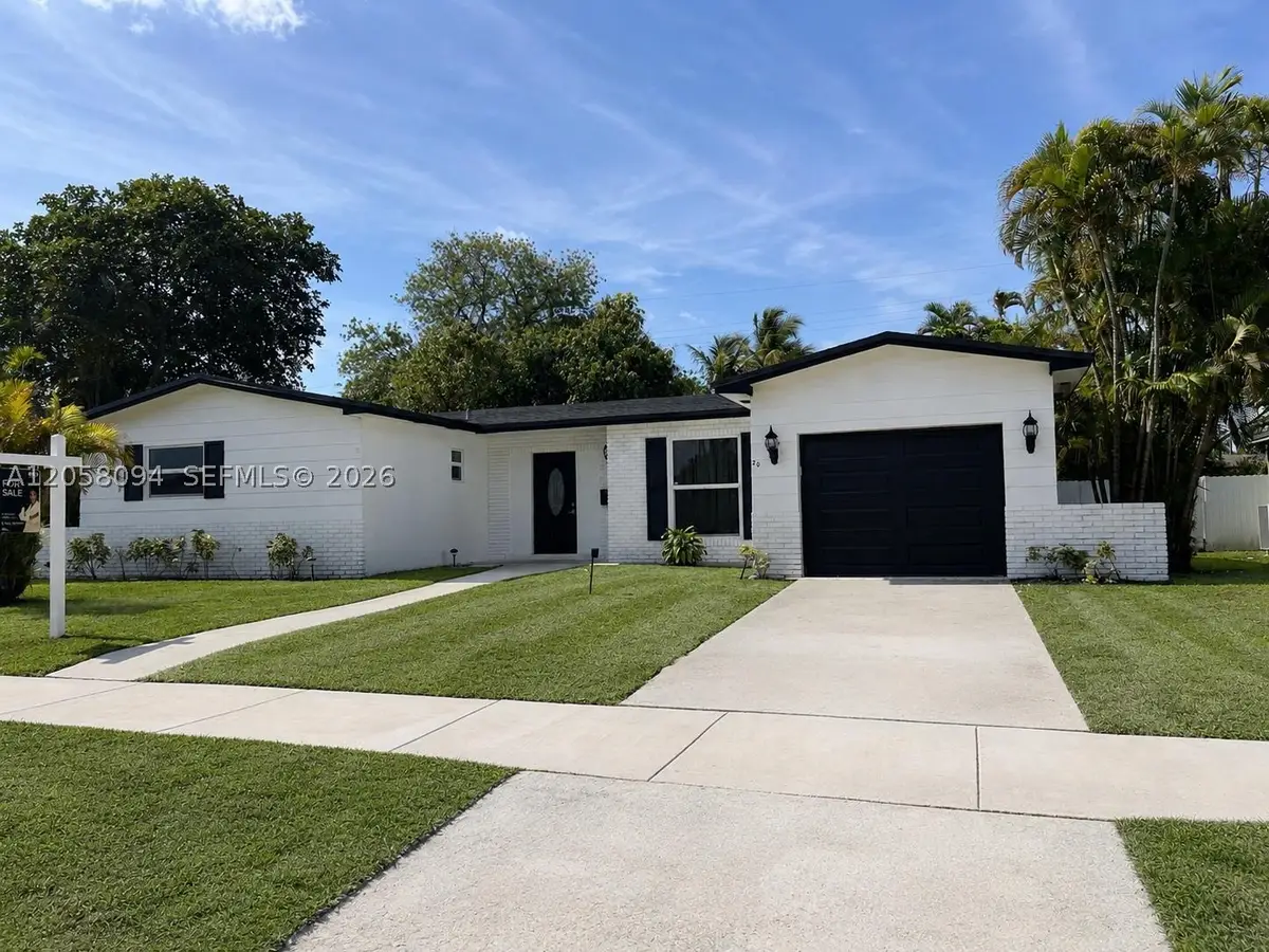 20 NE 210th St, Miami Gardens, FL 33179 - #1
