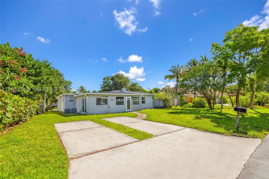 3405 Robbins Rd, Pompano Beach, FL 33062 - #2