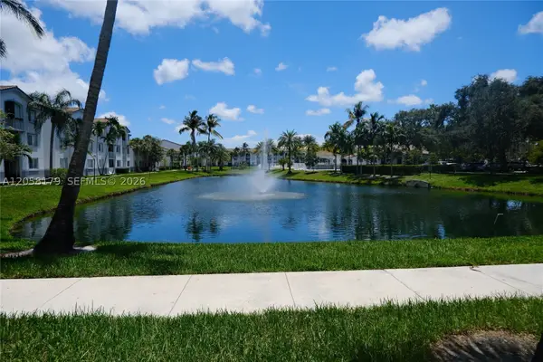 2600 S University Dr #110, Davie, FL 33328