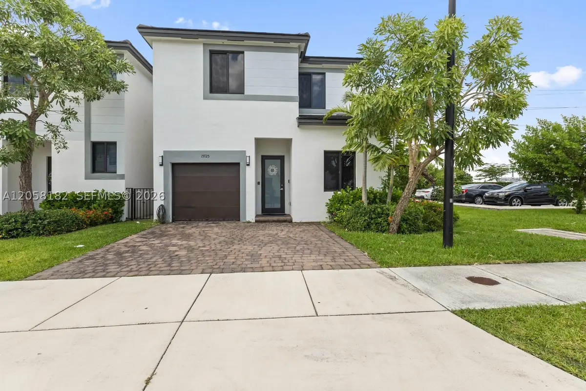 15725 SW 136th Ter, Miami, FL 33196 - #1