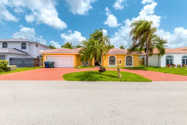 15233 SW 141st St, Miami, FL 33196