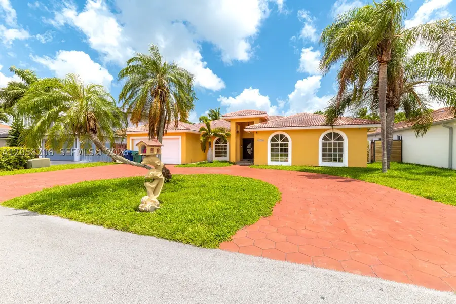 15233 SW 141st St, Miami, FL 33196 - #2