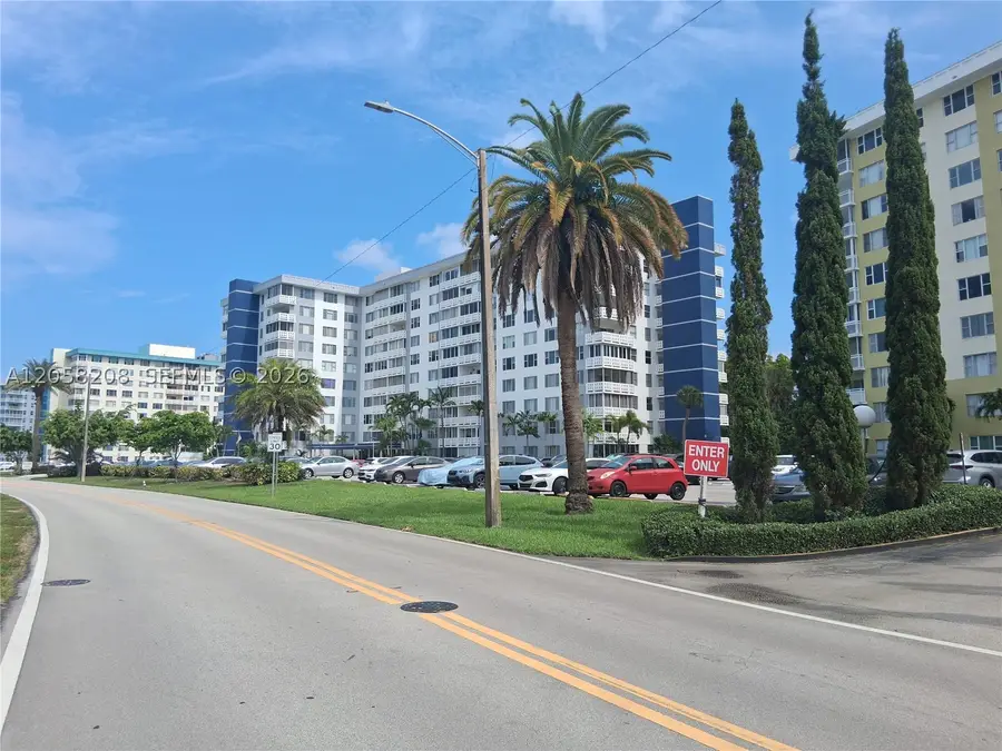 4400hillcrest Hillcrest Dr #201B, Hollywood, FL 33021 - #2