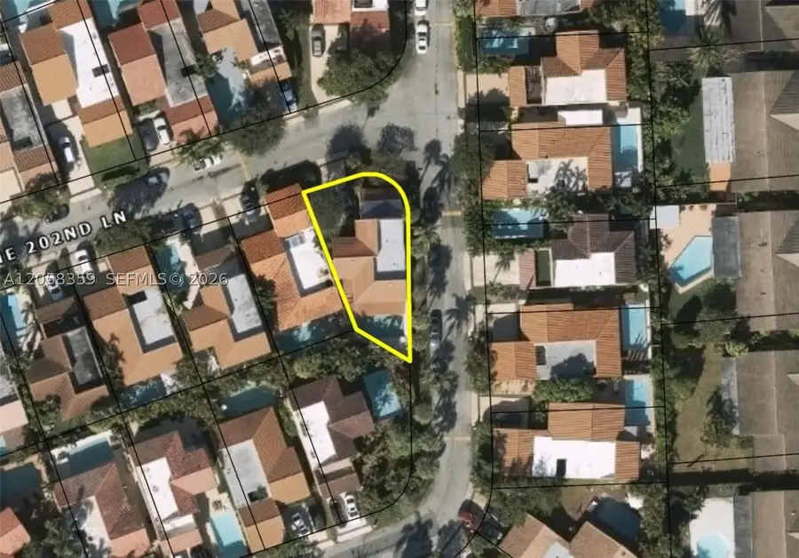1066 NE 202nd Ln, Miami, FL 33179 - #3