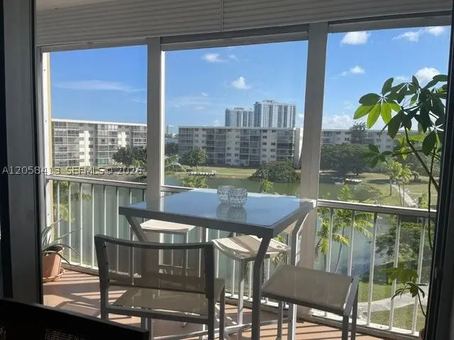 2855 Leonard Dr #H511, Aventura, FL 33160 - #1