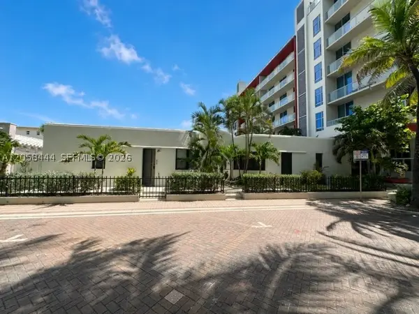 323 Fillmore St #10, Hollywood, FL 33019