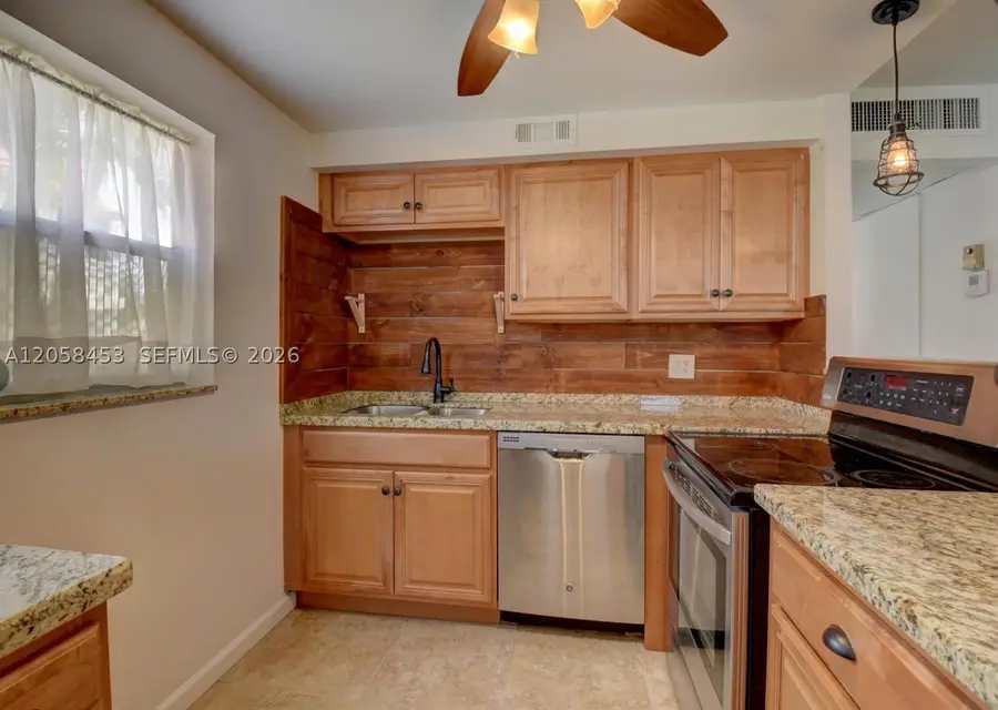 21 Saxony A #A 21, Delray Beach, FL 33446 - #3