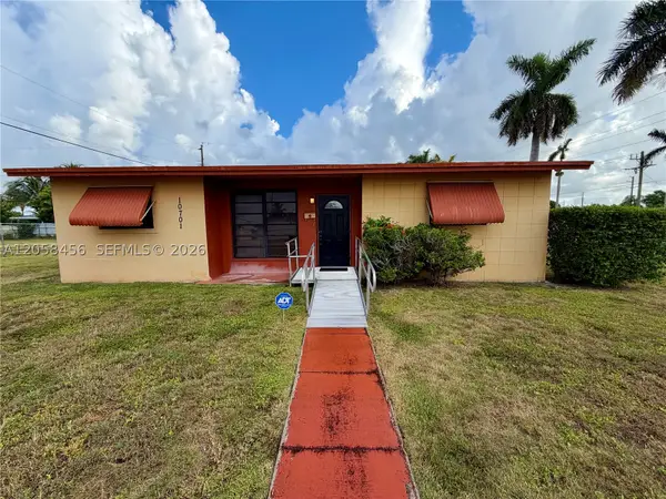10701 SW 149th St, Miami, FL 33176
