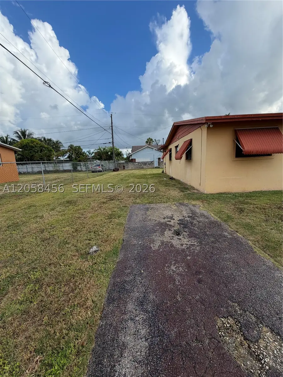 10701 SW 149th St, Miami, FL 33176 - #2