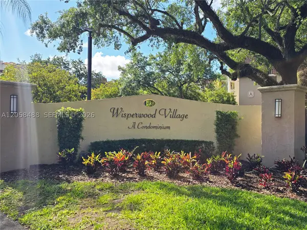 Address Withheld By Seller, Miami, FL 33176
