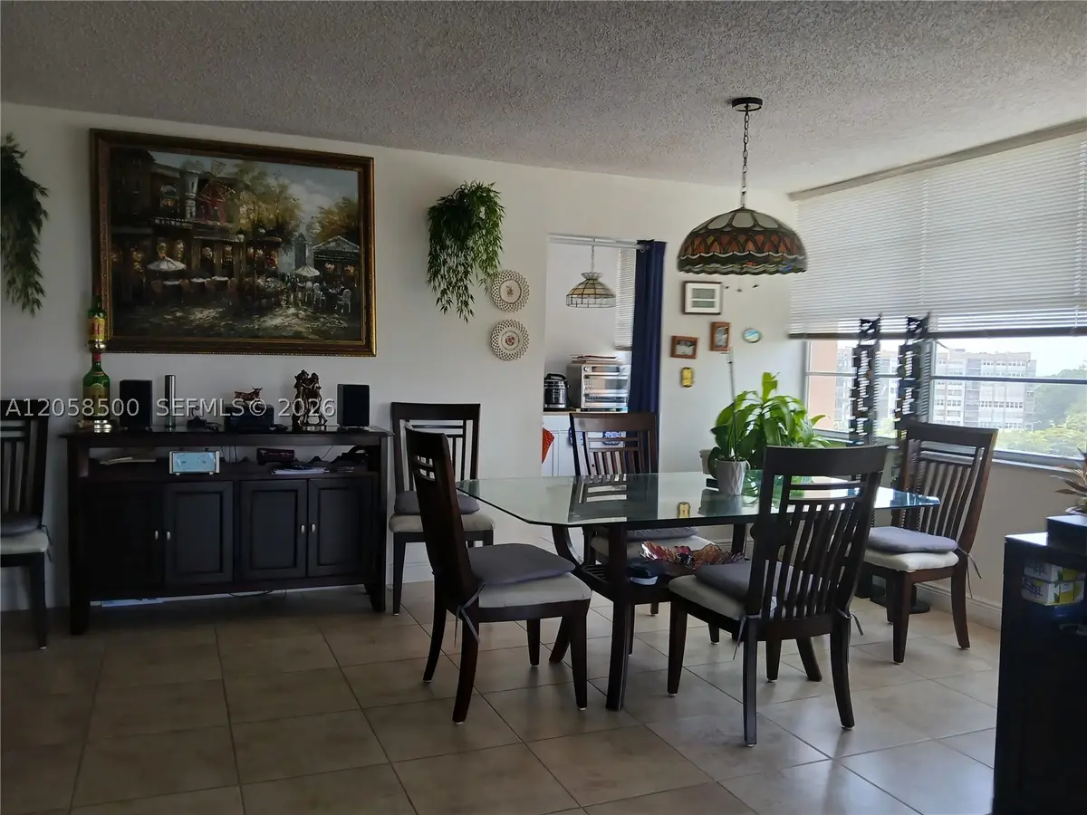 1100 Saint Charles Pl #712, Pembroke Pines, FL 33026 - #1