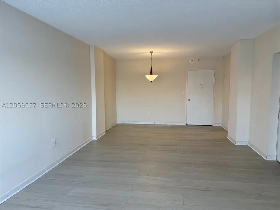 400 Kings Point Dr #311, Sunny Isles Beach, FL 33160 - #2