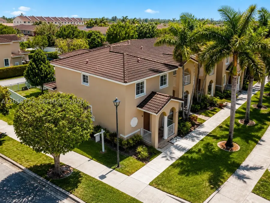 14072 SW 272nd St, Homestead, FL 33032 - #2
