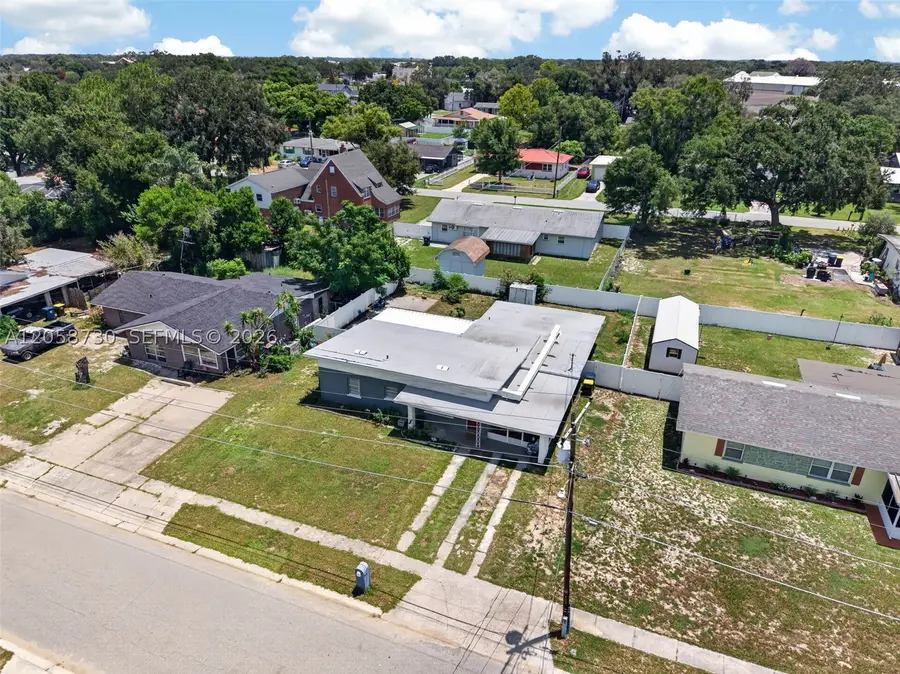 215 Palm Avenue, Auburndale, FL 33823 - #3