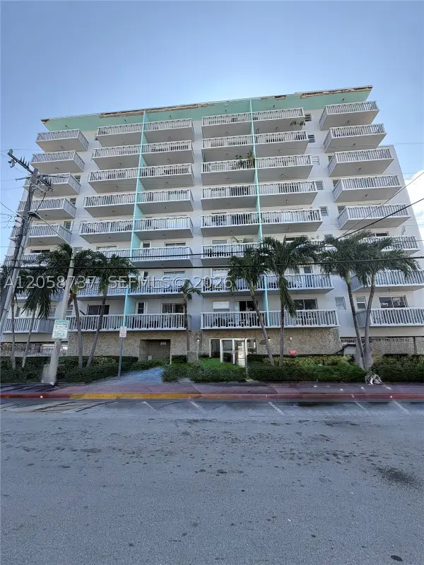 7620 Carlyle Ave #502, Miami Beach, FL 33141