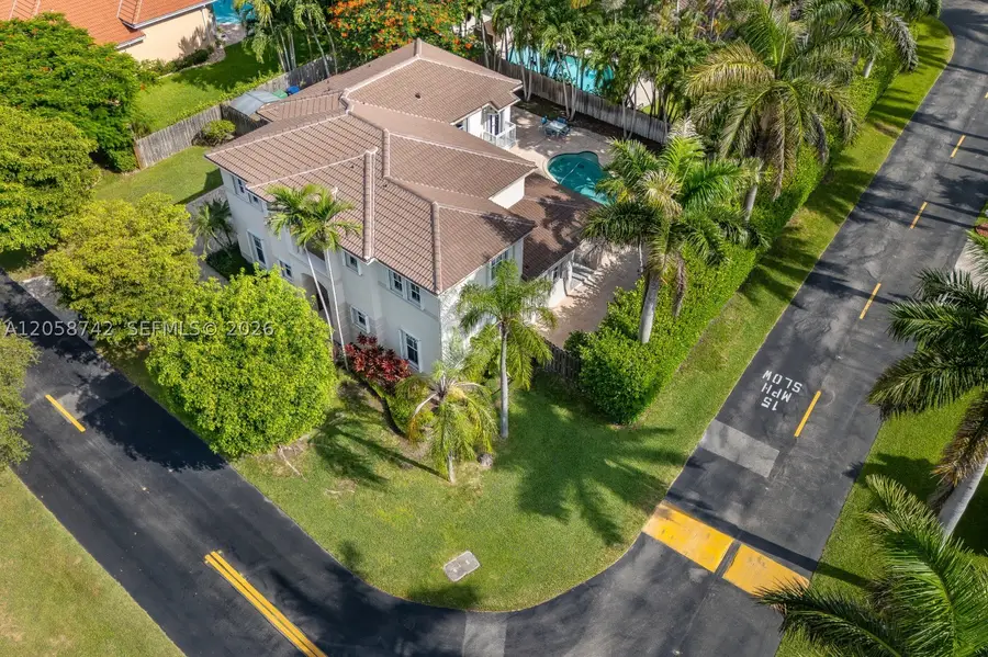 8425 SW 138th St, Palmetto Bay, FL 33158 - #2
