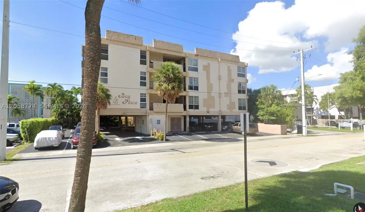 2420 Diana Dr #206, Hallandale Beach, FL 33009 - #1