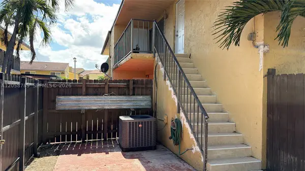 15410 SW 82nd Ln #821, Miami, FL 33193