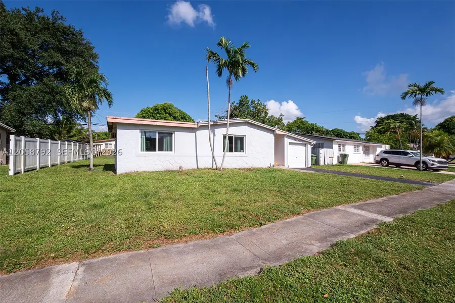 220 SW 65th Ave, Pembroke Pines, FL 33023 - #3