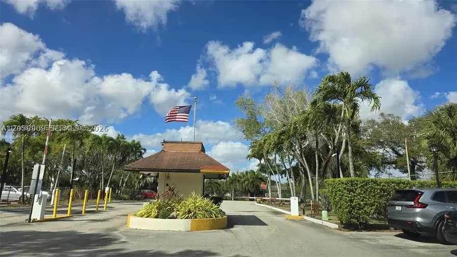 5530 NW 44th St #306C, Lauderhill, FL 33319 - #2