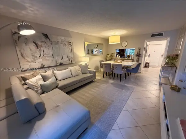 1252 S Military Trl #1415, Deerfield Beach, FL 33442