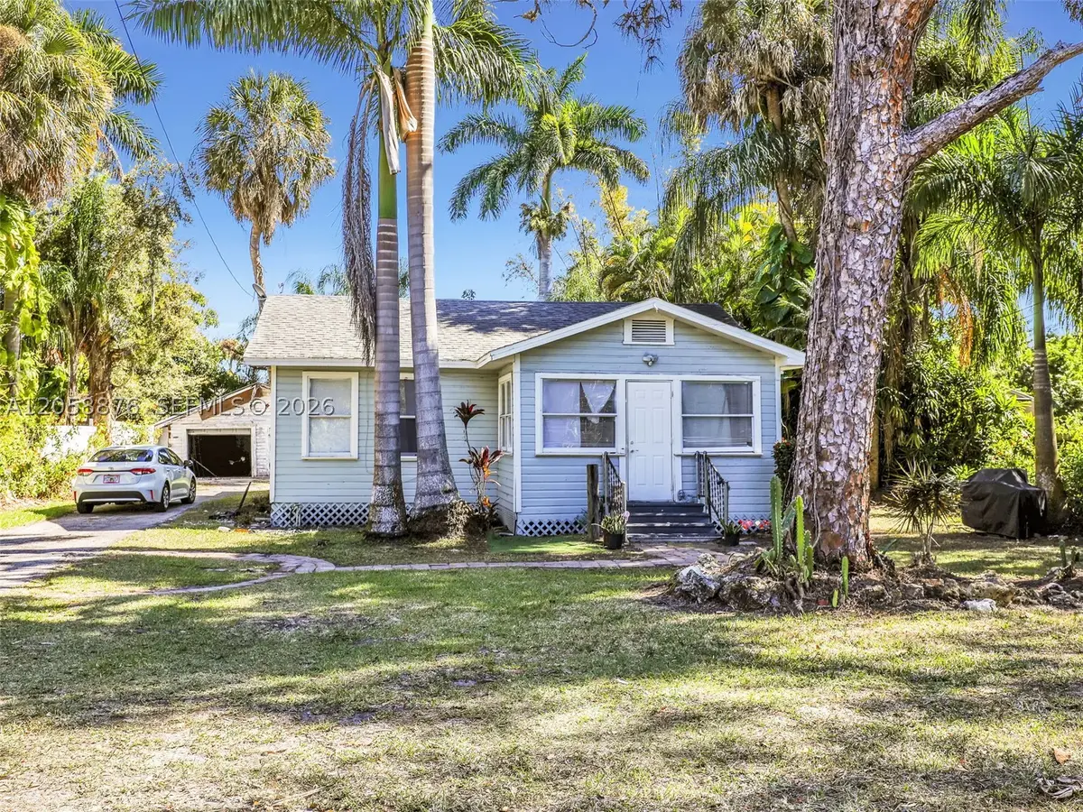 1132 River Rd, North Fort Myers, FL 33903 - #1